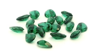 Synthetic Soude Spinel 7x5mm Pear Shape Green Shallow