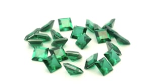 Synthetic Soude Spinel 2.75mm Carre Cut Green Shallow