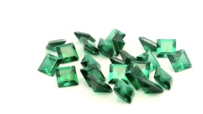 Synthetic Soude Spinel 4.00mm Carre Cut Green Shallow