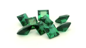 Synthetic Soude Spinel 5.00mm Carre Cut Green Shallow