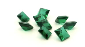 Synthetic Soude Spinel 6.00mm Carre Cut Green Shallow