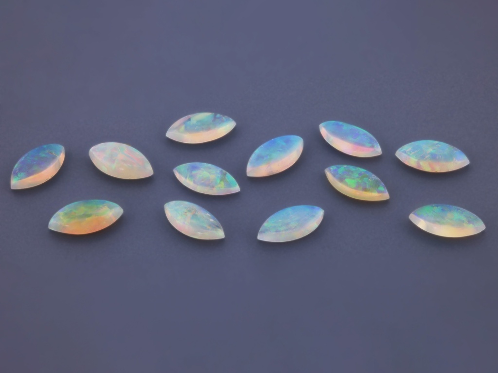 White Opal 7x3.5mm Marquise