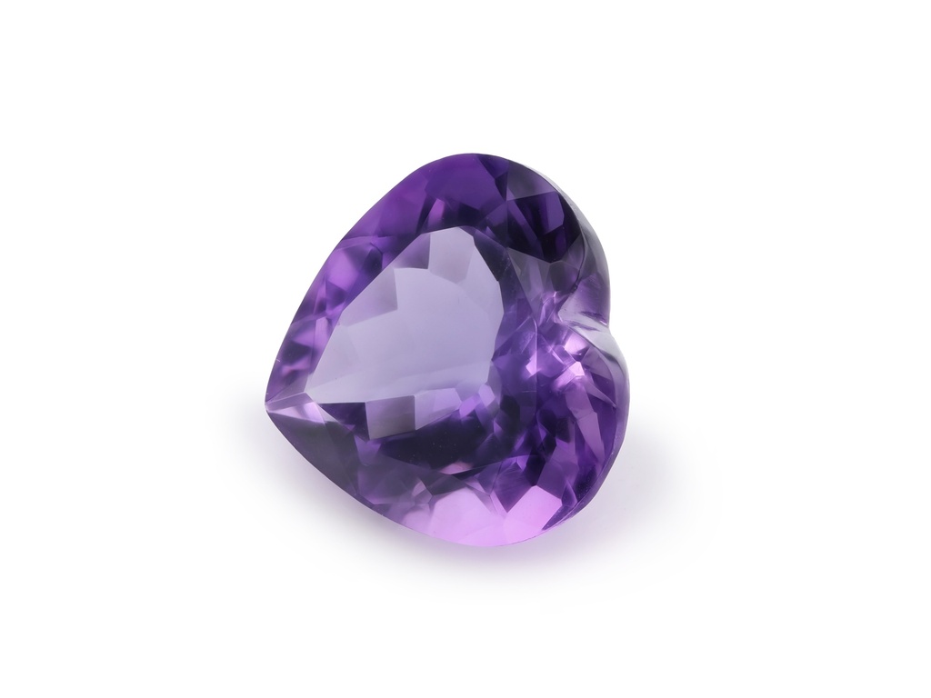 Amethyst 18mm Heart Shape Light Colour 