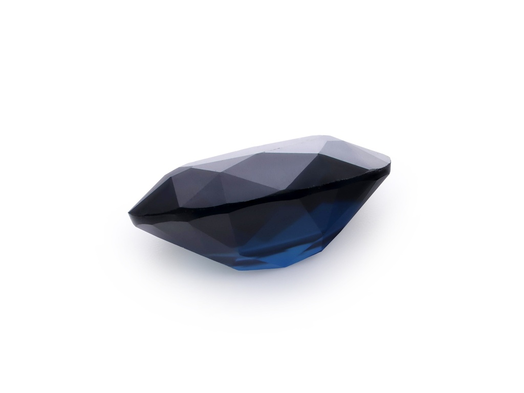 Australian Sapphire 7.6x5.1mm Oval