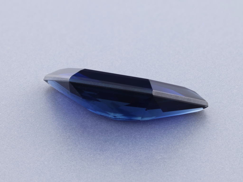 Australian Sapphire 13x5.9mm Trapezoid Mid Blue