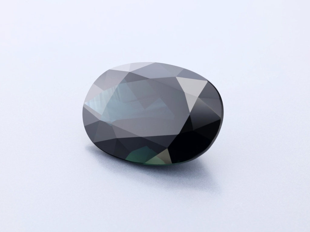 Australian Sapphire 16.7x11.7mm Oval Dark Blue
