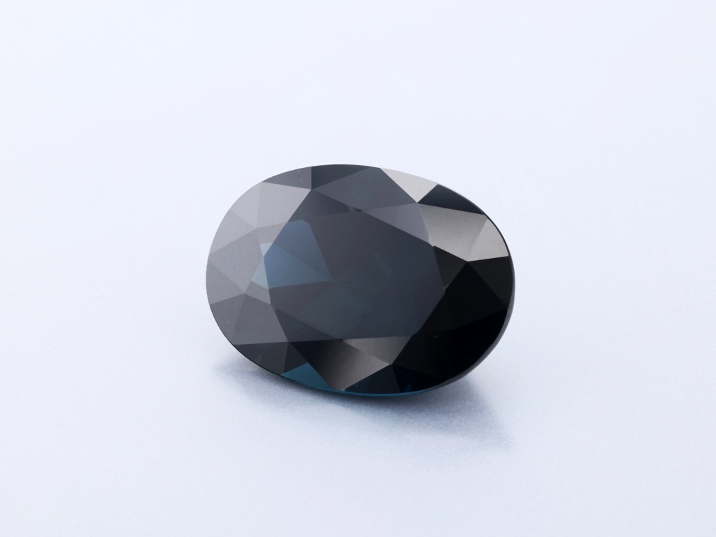 Australian Sapphire 15.5x11mm Oval Dark Blue