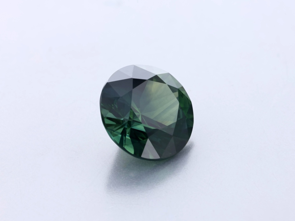 Parti Sapphire 6.70 x 6.70 x 4.10mm Round