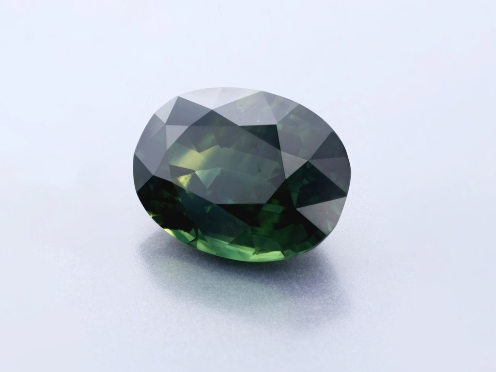 Parti Sapphire 8.02 x 6.00 x 4.42mm Oval