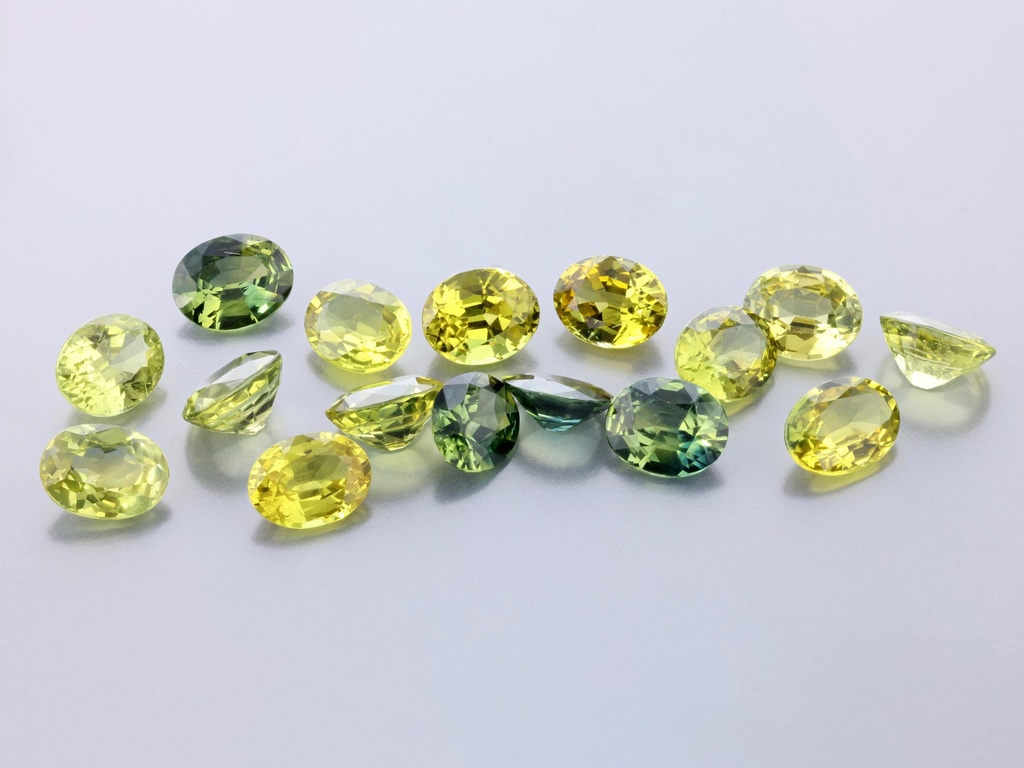 Sapphire Parti 5x4mm Oval Yellow Green
