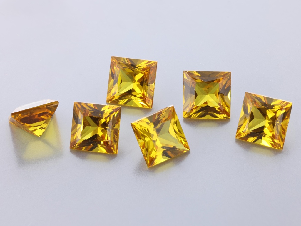 [YYQP0600] Synthetic/Lab Grown Sapphire 6.00mm Princess Cut Yellow