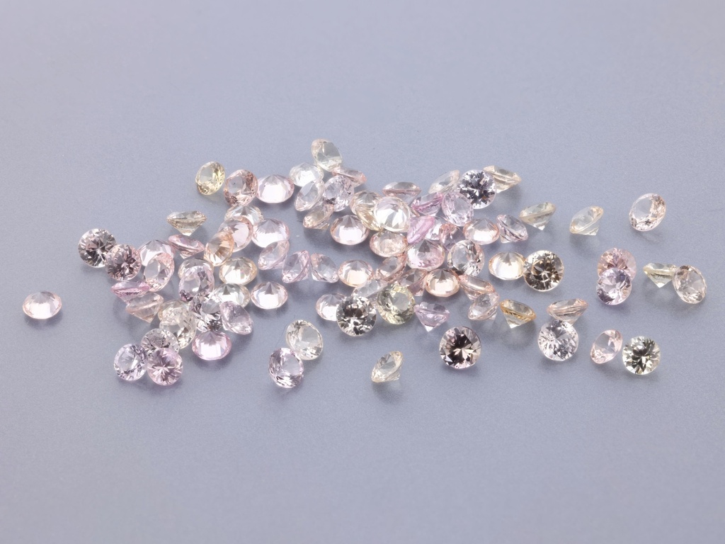 Beryllium Treated Sapphire 2.00mm +/- Round Peach