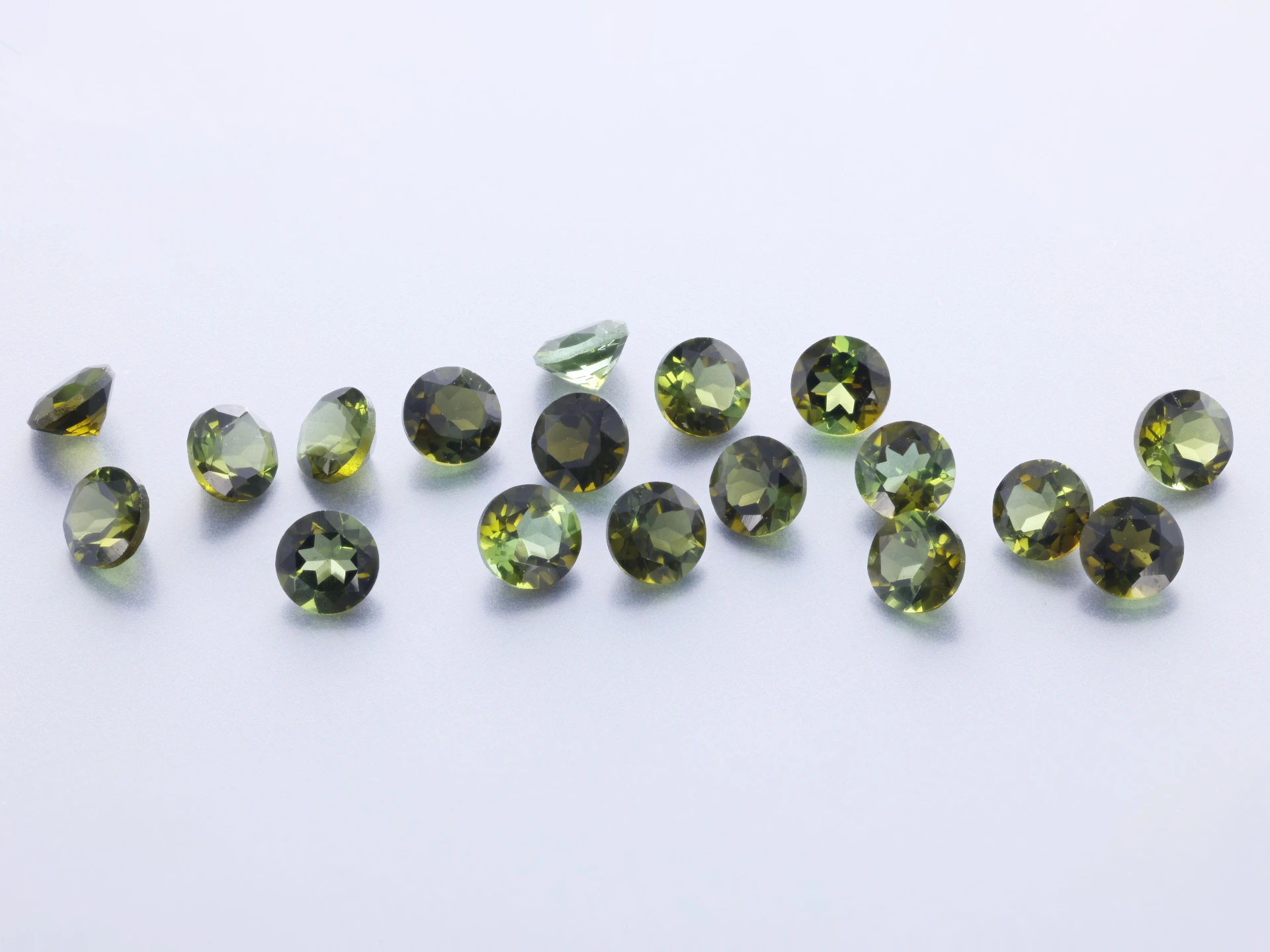 Green Tourmaline 3.00mm Round Diamond Cut