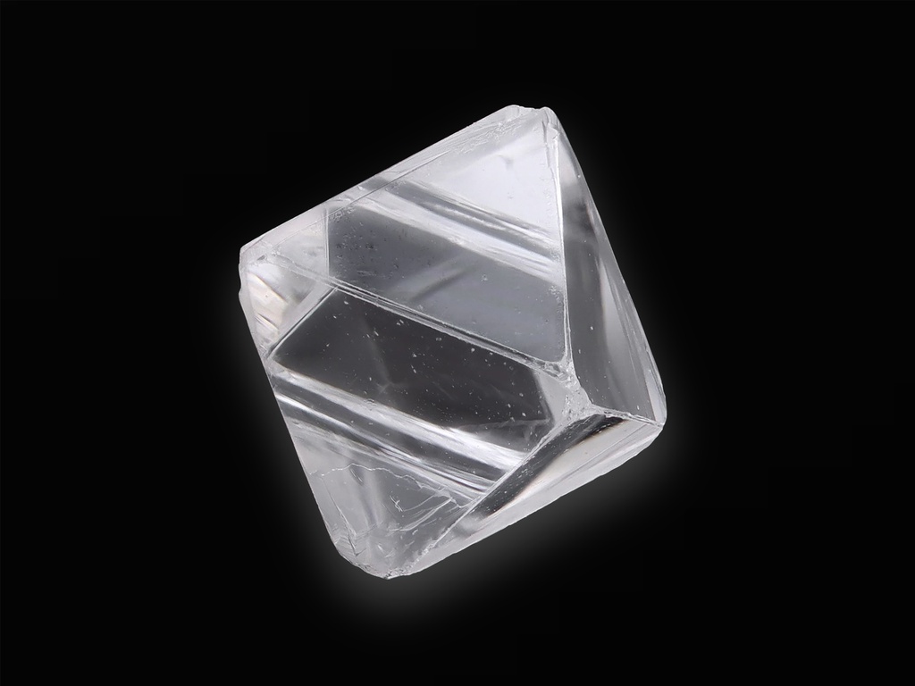 [DMFX0350X10] Diamond 3.75mm+/- Octahedron White VVS