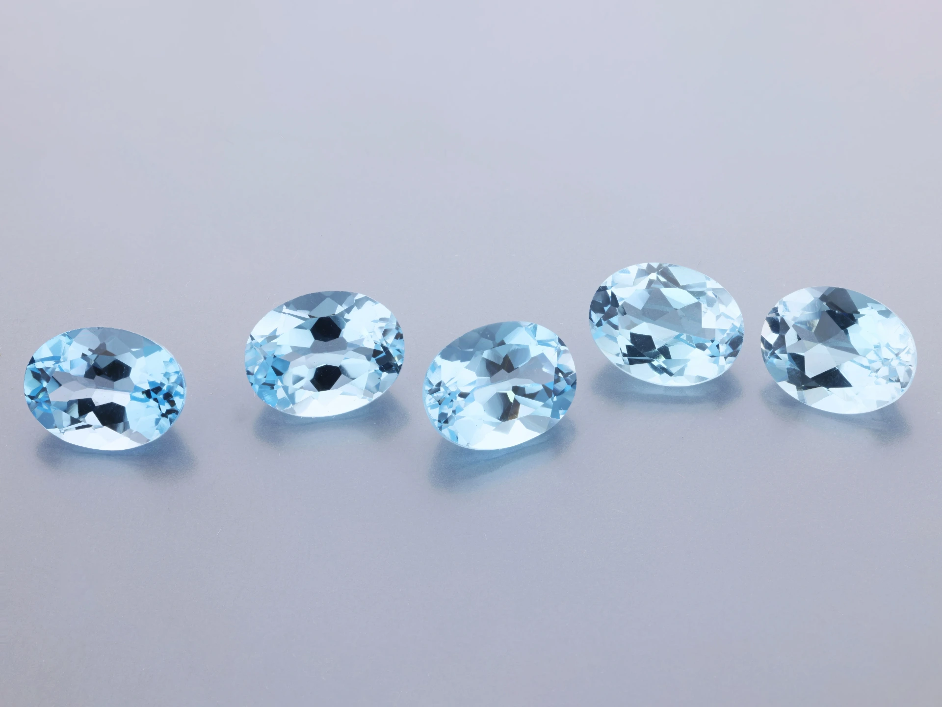 Topaz 9x7mm Oval Light Blue 
