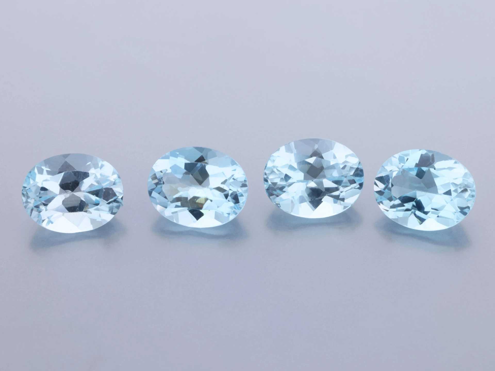 Topaz 10x8mm Oval Light Blue 
