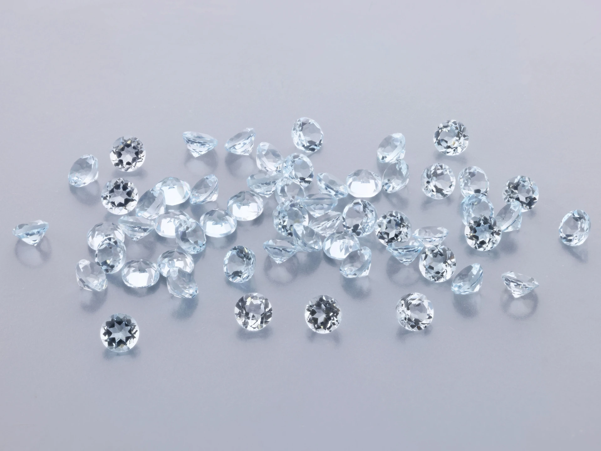 Topaz 2.75mm Round Light Blue 