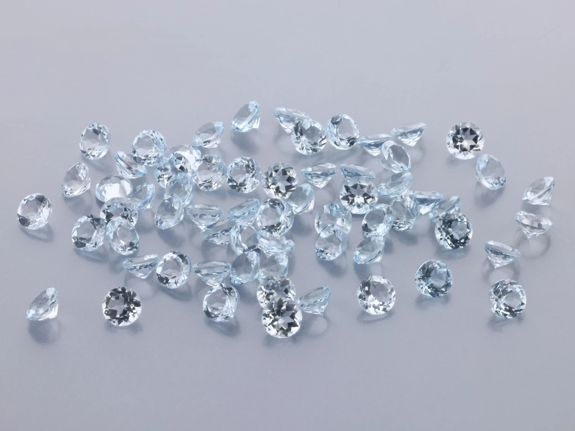 Topaz 3.00mm Round Light Blue