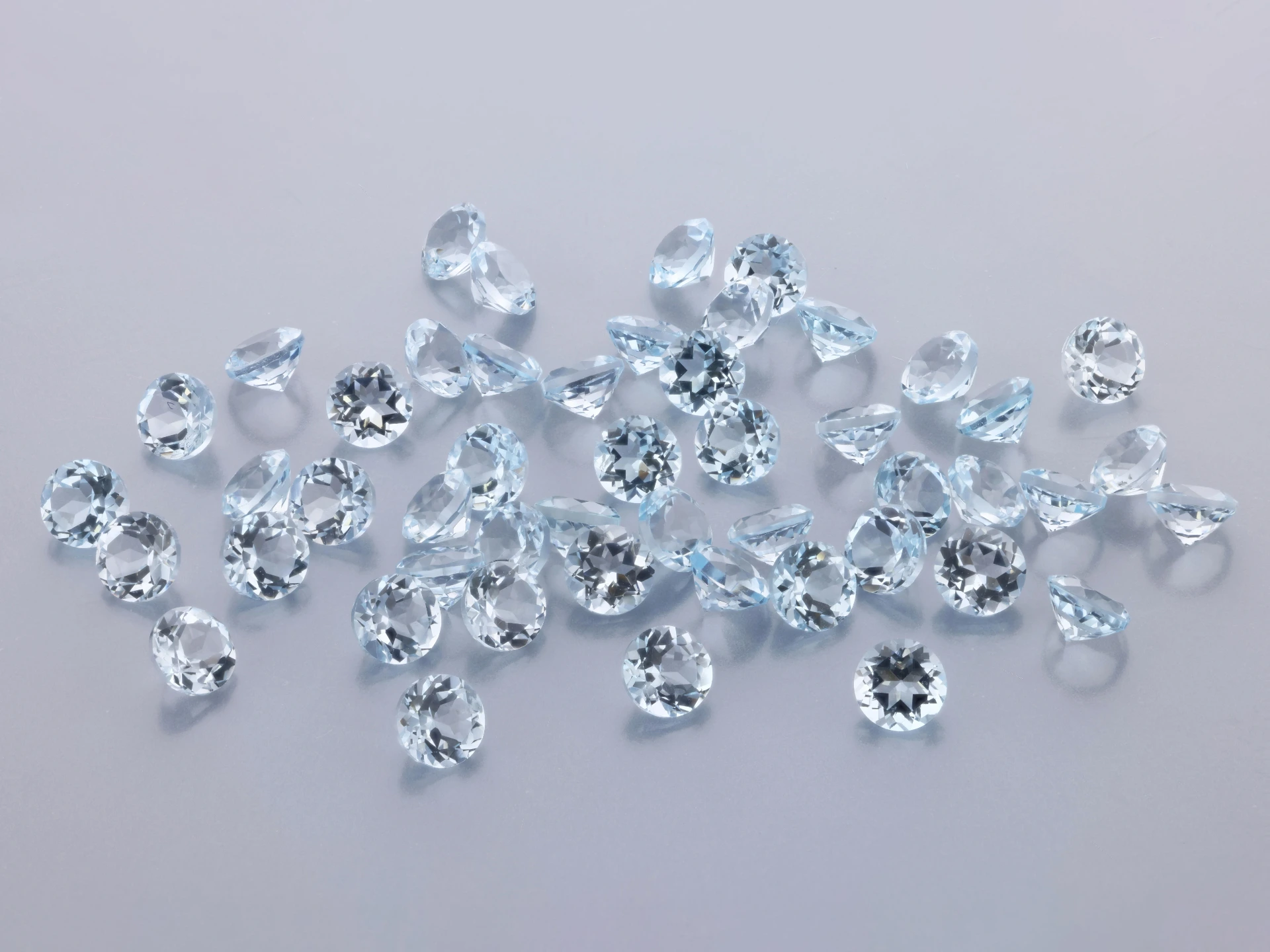 Topaz 3.50mm Round Light Blue