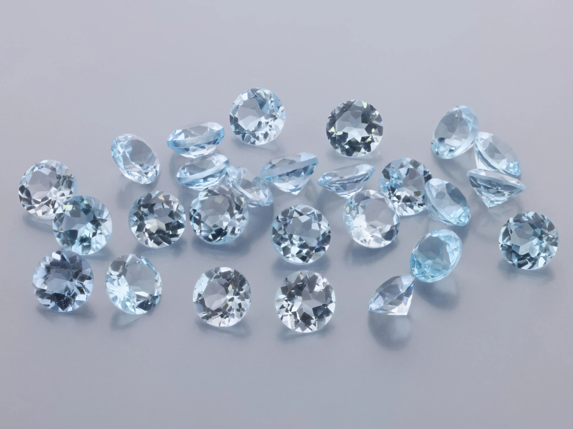 Topaz 4.50mm Round Light Blue
