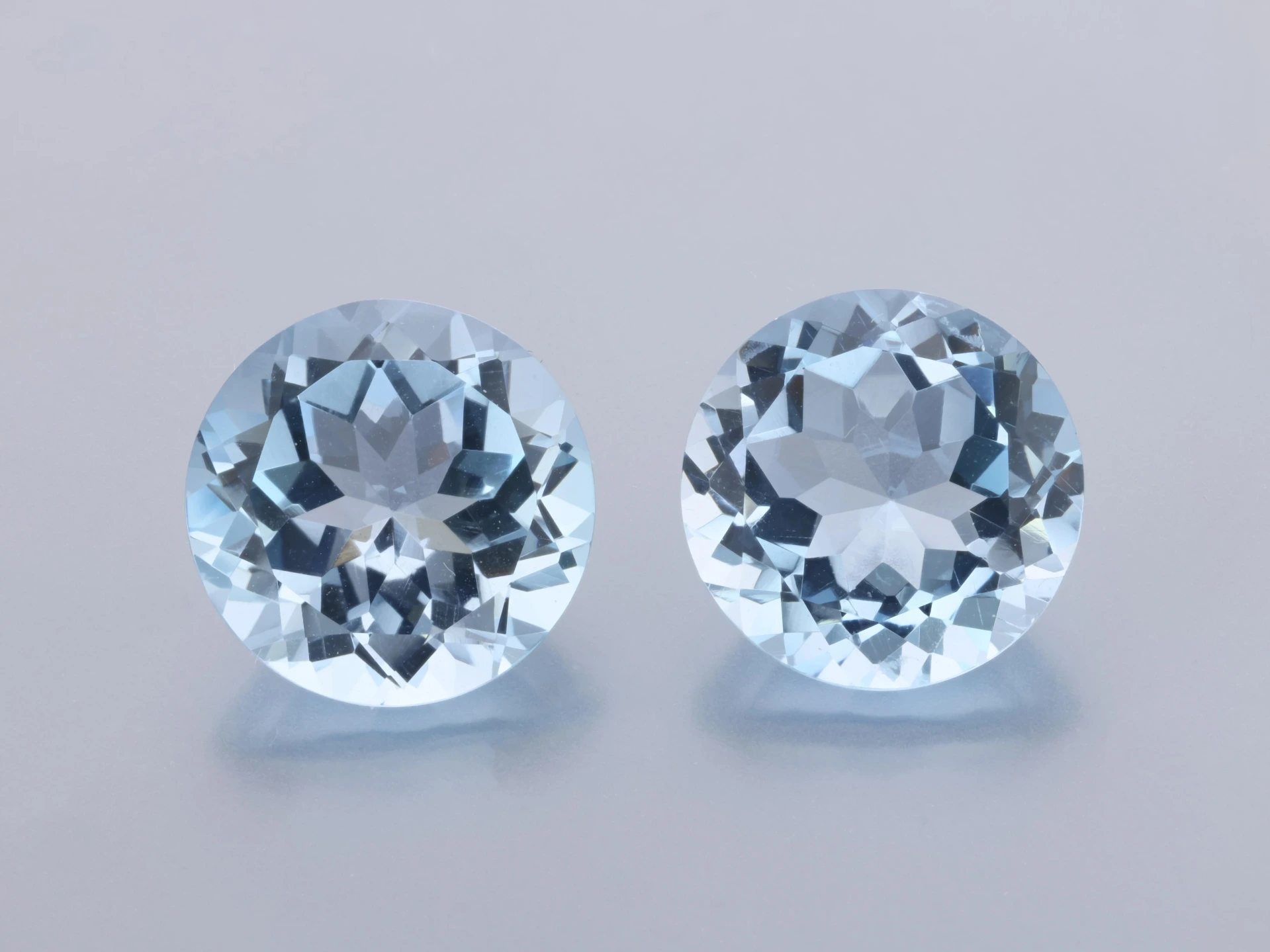 Topaz 11mm Round Light Blue 