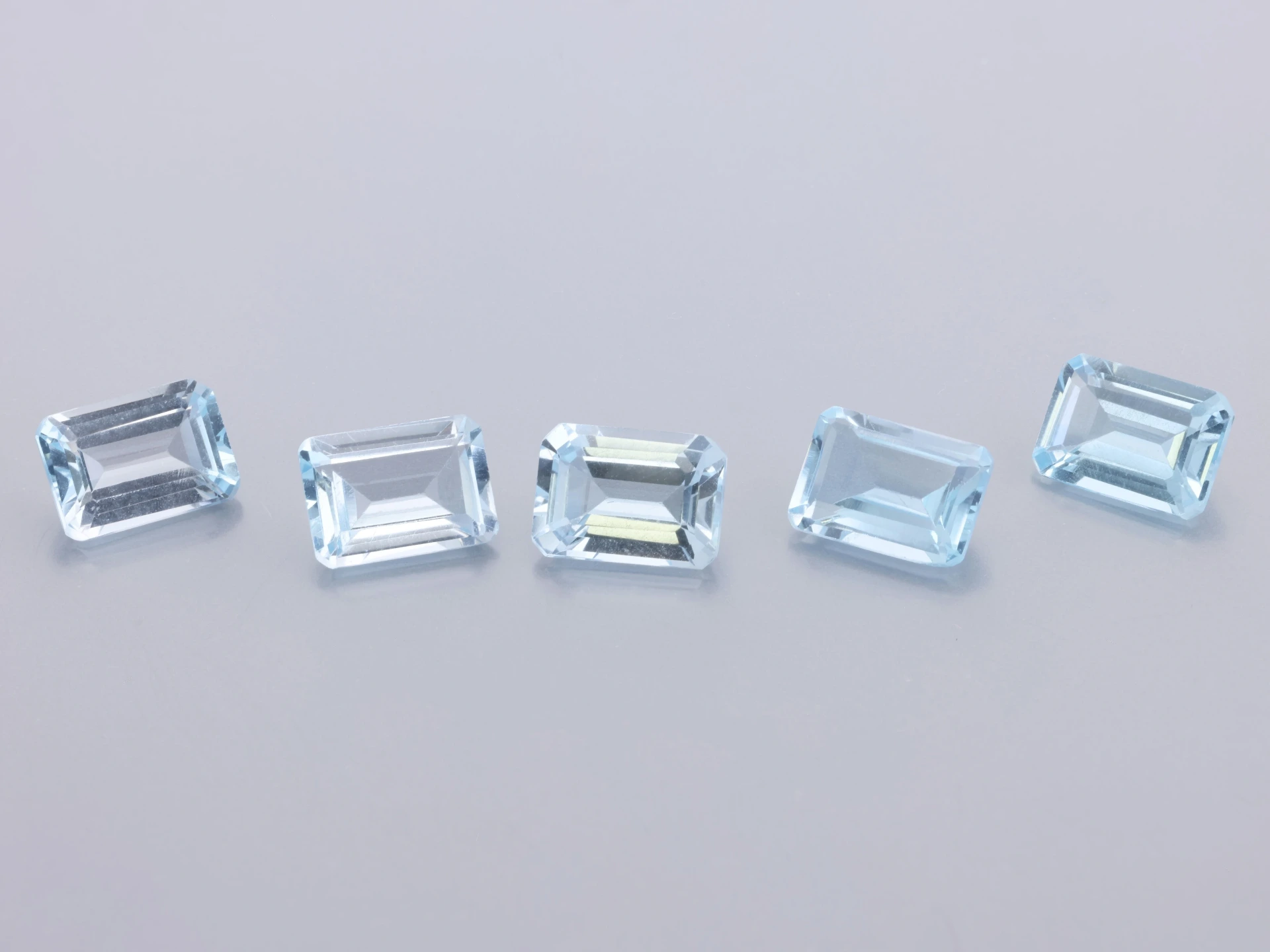 Topaz 7x5mm Emerald Cut Light Blue 