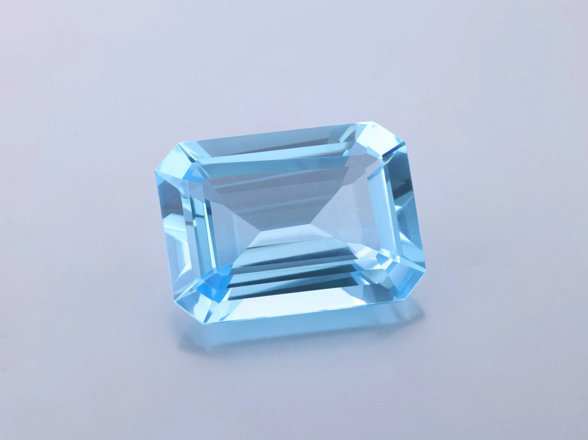 Topaz 20x15mm Emerald Cut Light Blue 