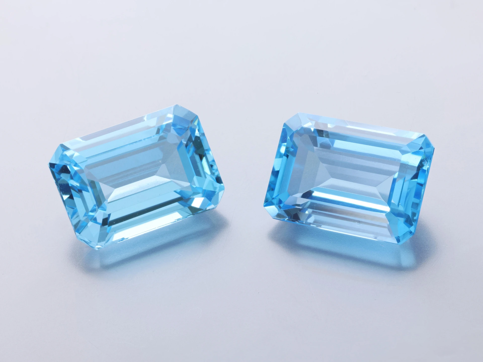 Topaz 14x10mm Emerald Cut Medium Blue