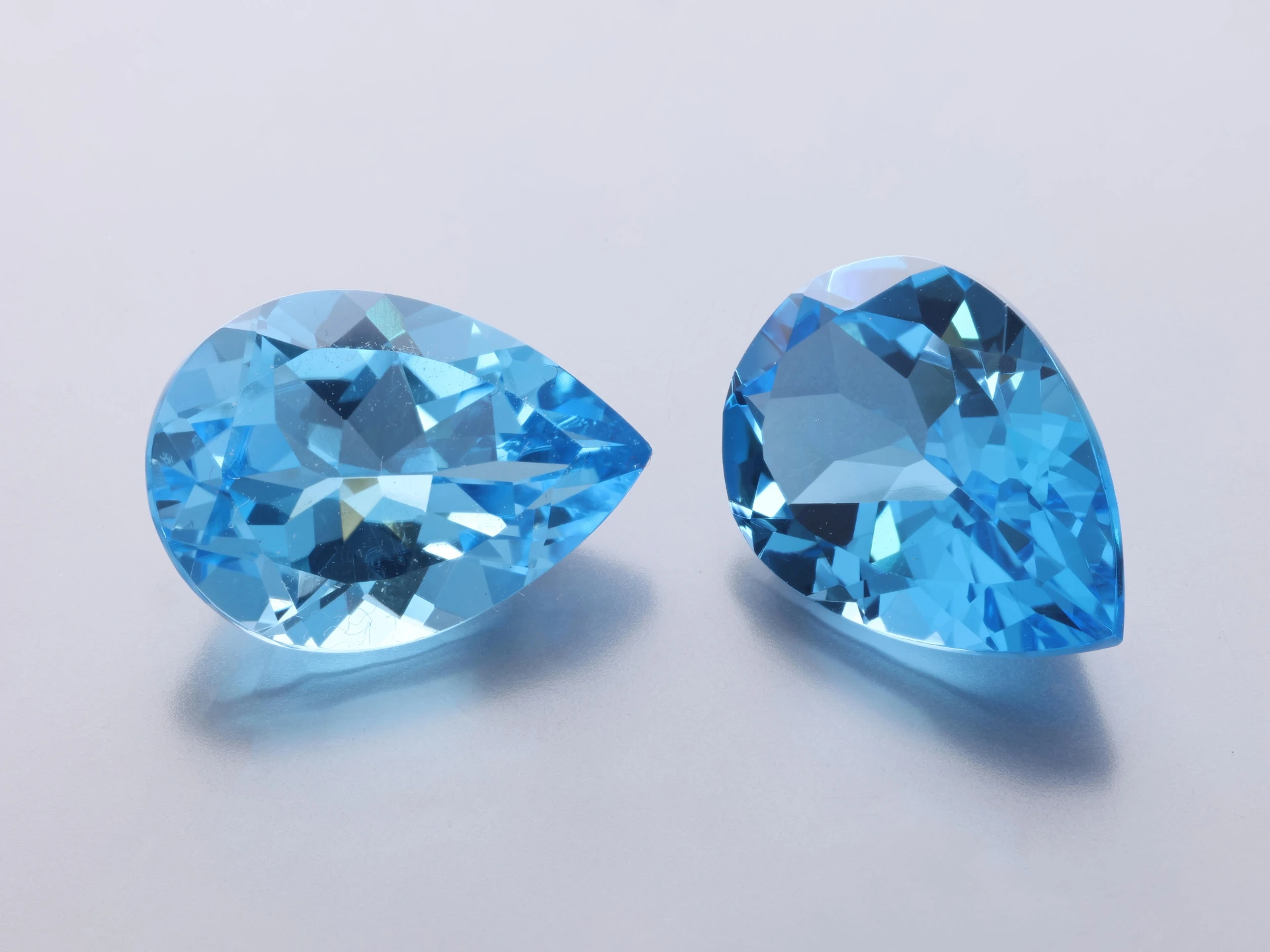 Topaz 14x10mm Pear Shape Medium Blue 
