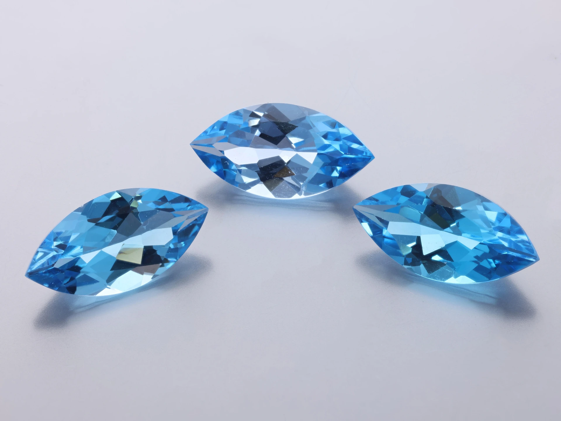 Topaz 14x7mm Marquise Medium Blue 
