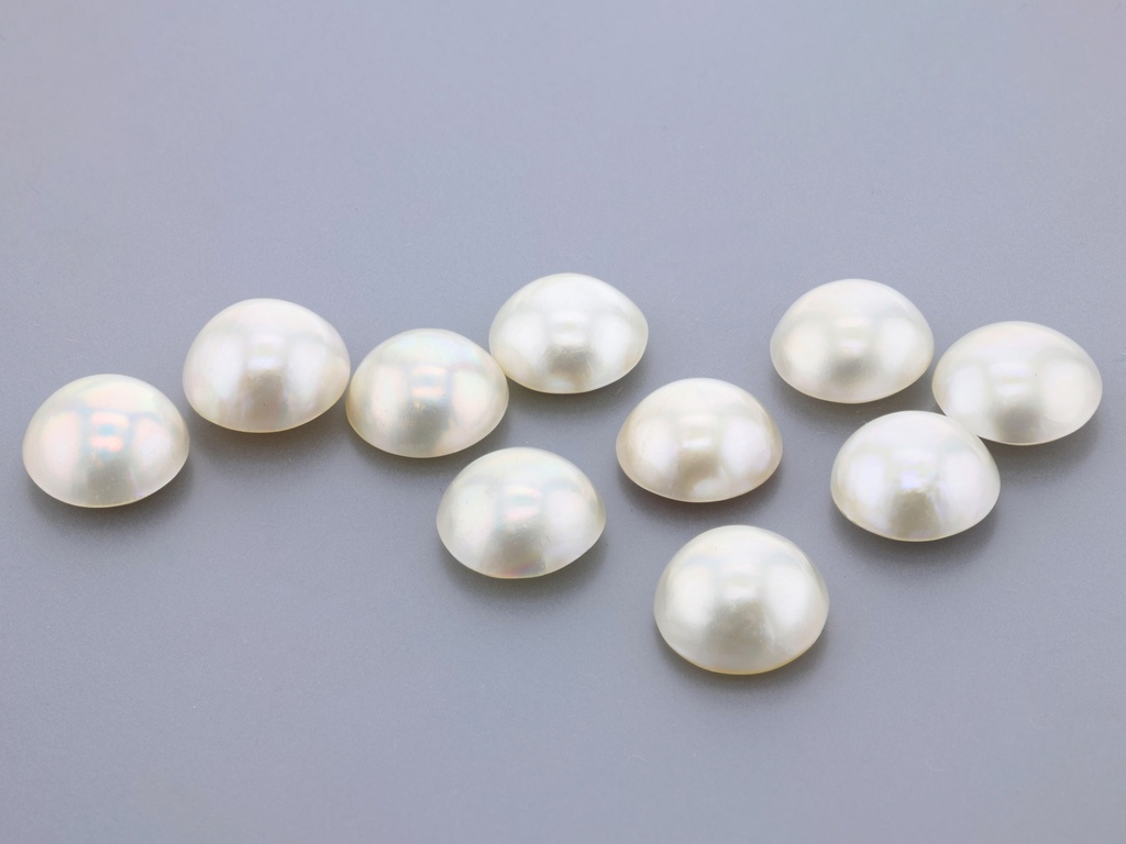 [JM095] Mabe Pearl 9-9.5mm Round White