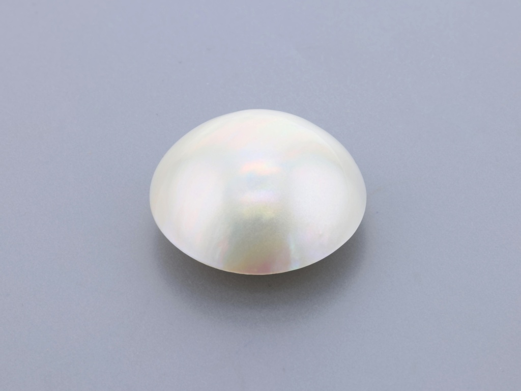 [JM17] Mabe Pearl 16.5-17mm Round White