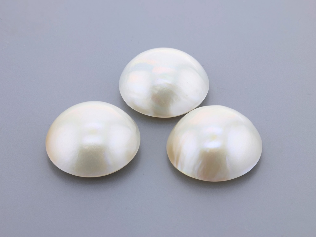 [JM18] Mabe Pearl 17.5-18mm Round White