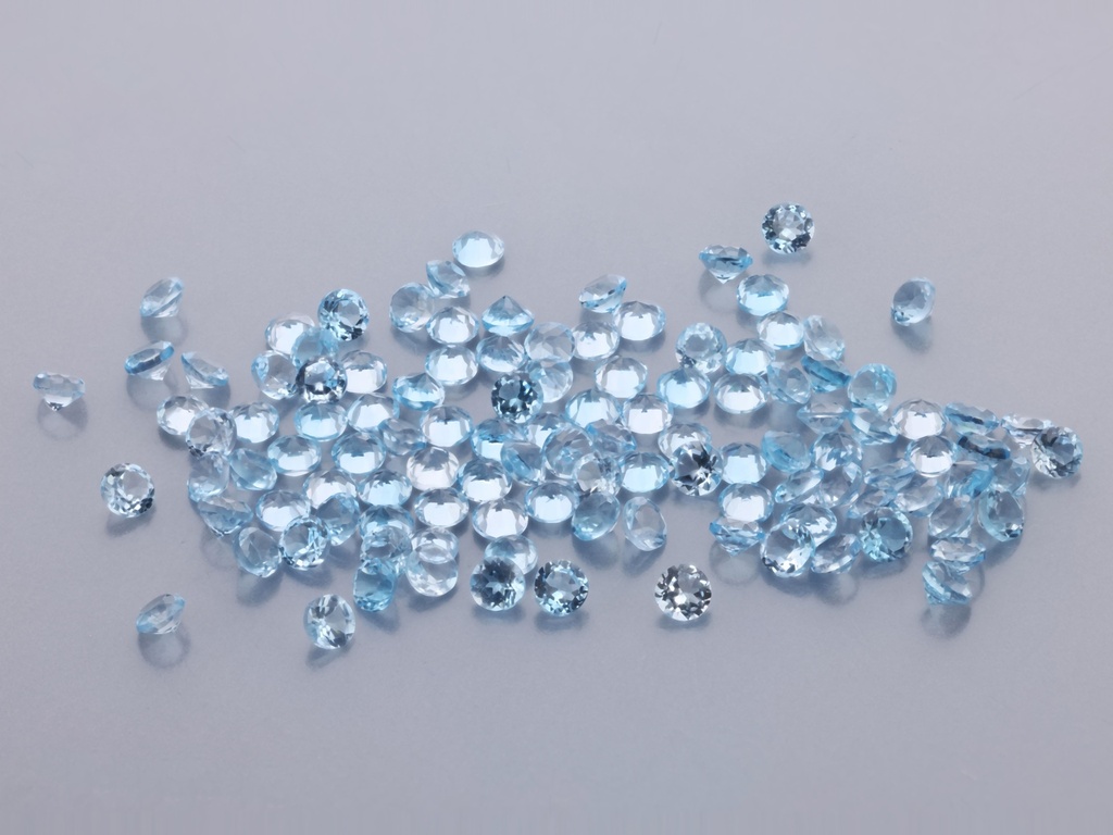Topaz  1.25mm Round Medium Blue 