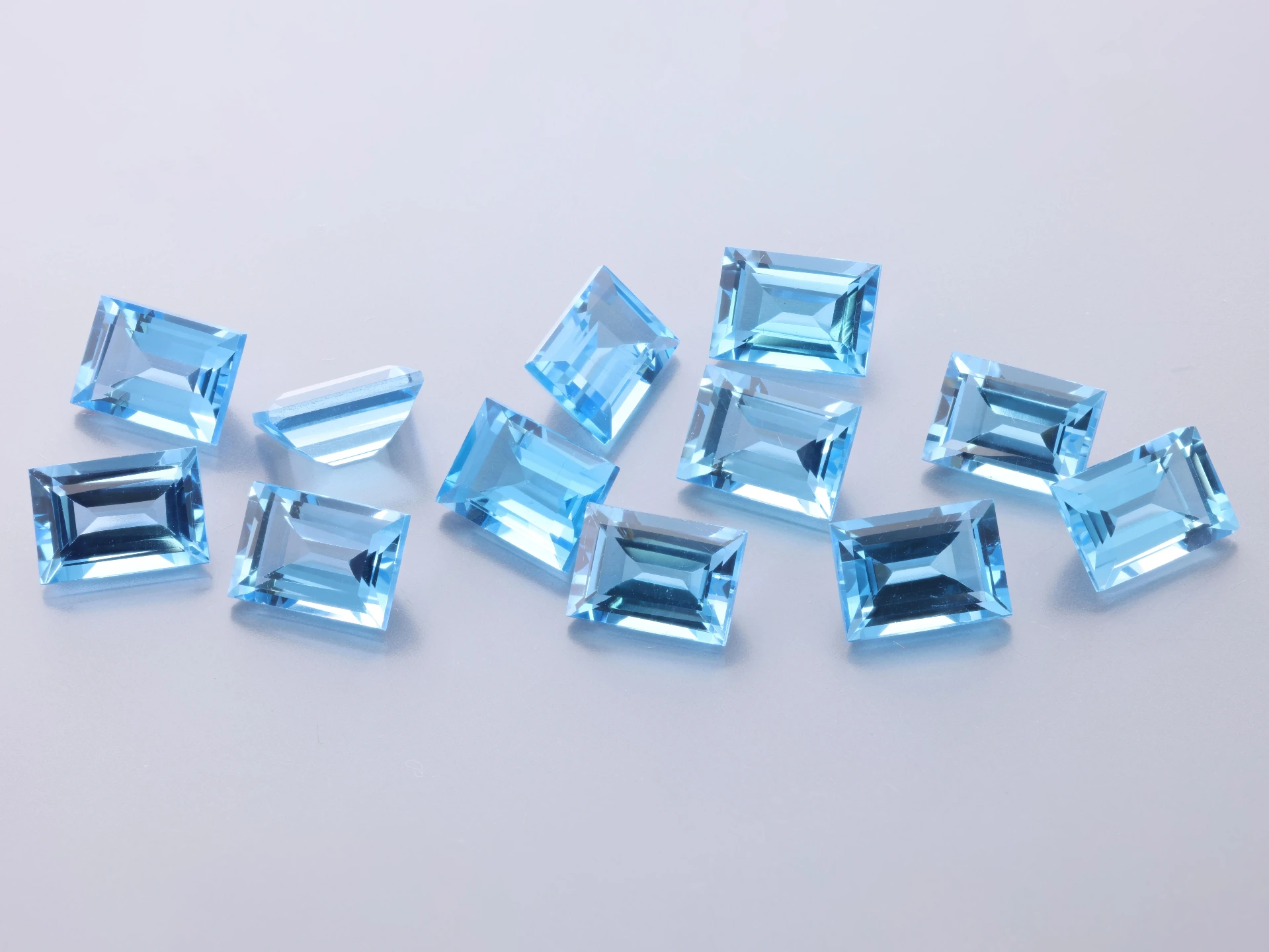Topaz  7x5mm Baguette Medium Blue 