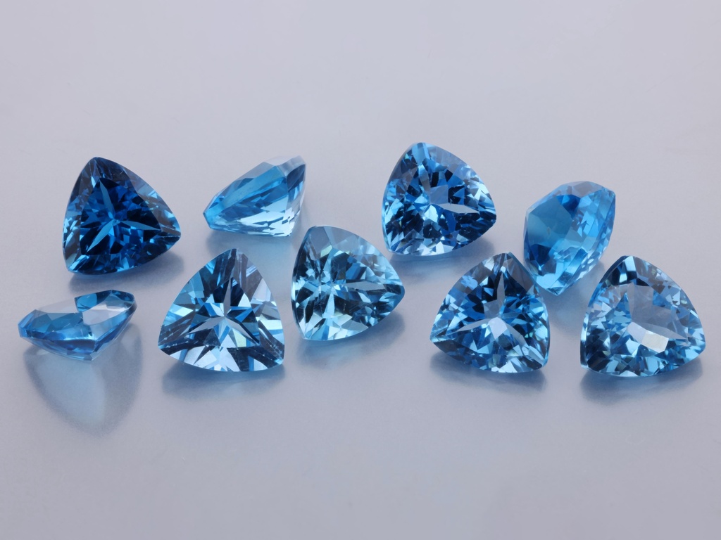 Topaz 8.00mm Trilliant Medium Blue