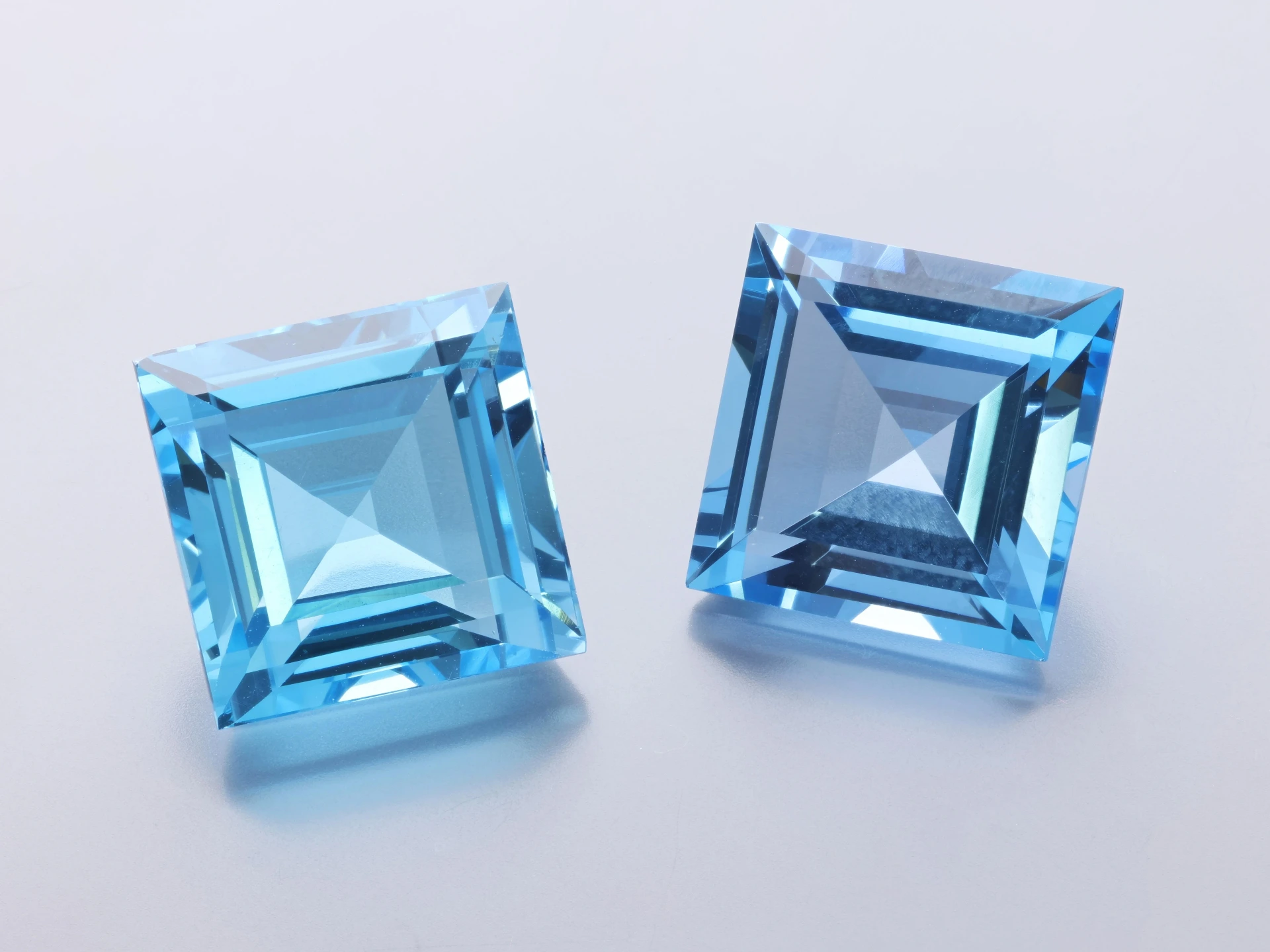 Topaz 12mm Carre Cut Medium Blue