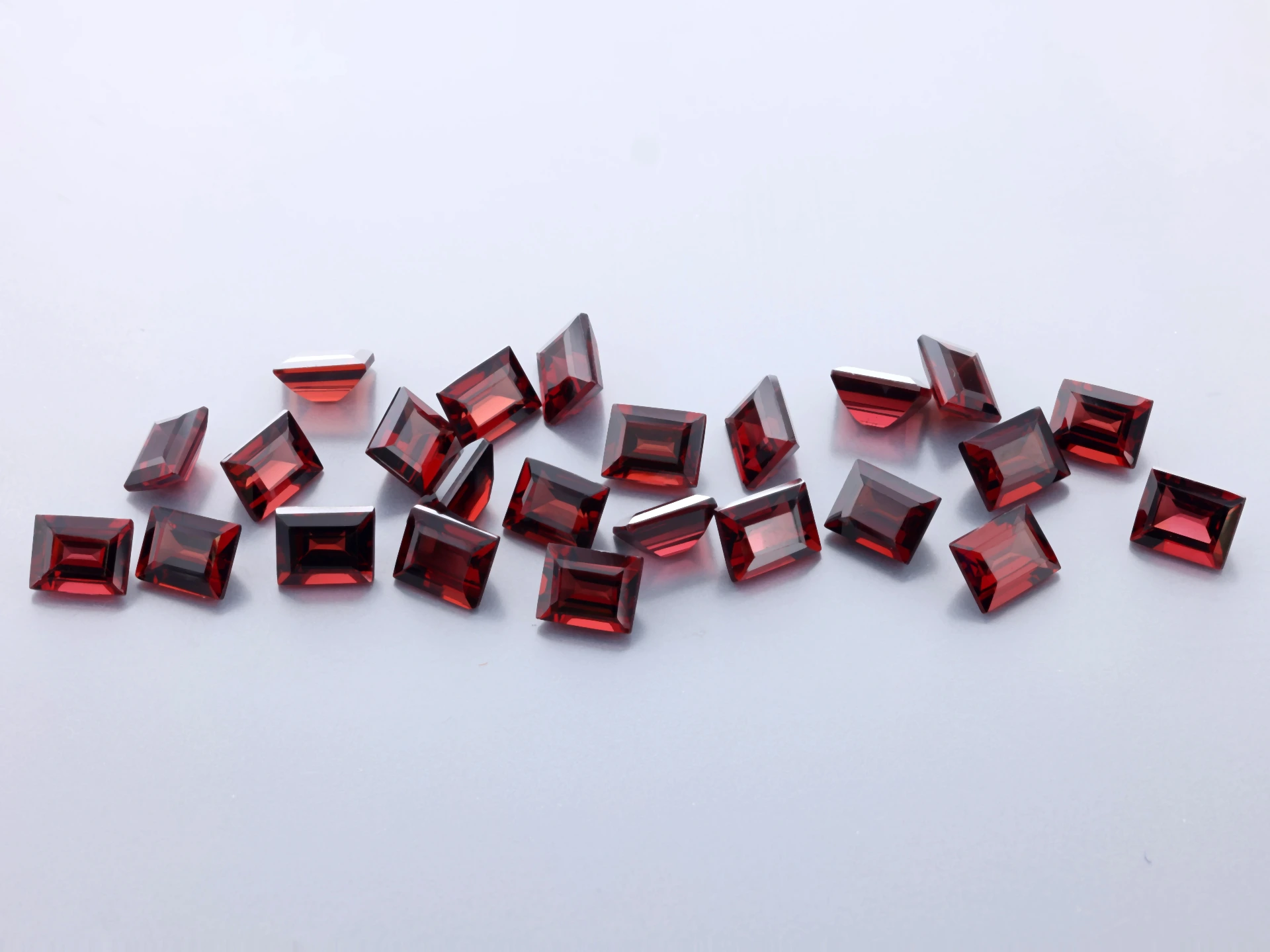 Almandine Garnet 5x4mm Baguette 