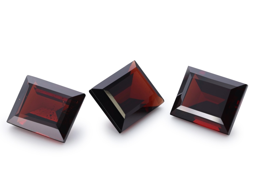 Almandine Garnet 10x8mm Baguette 