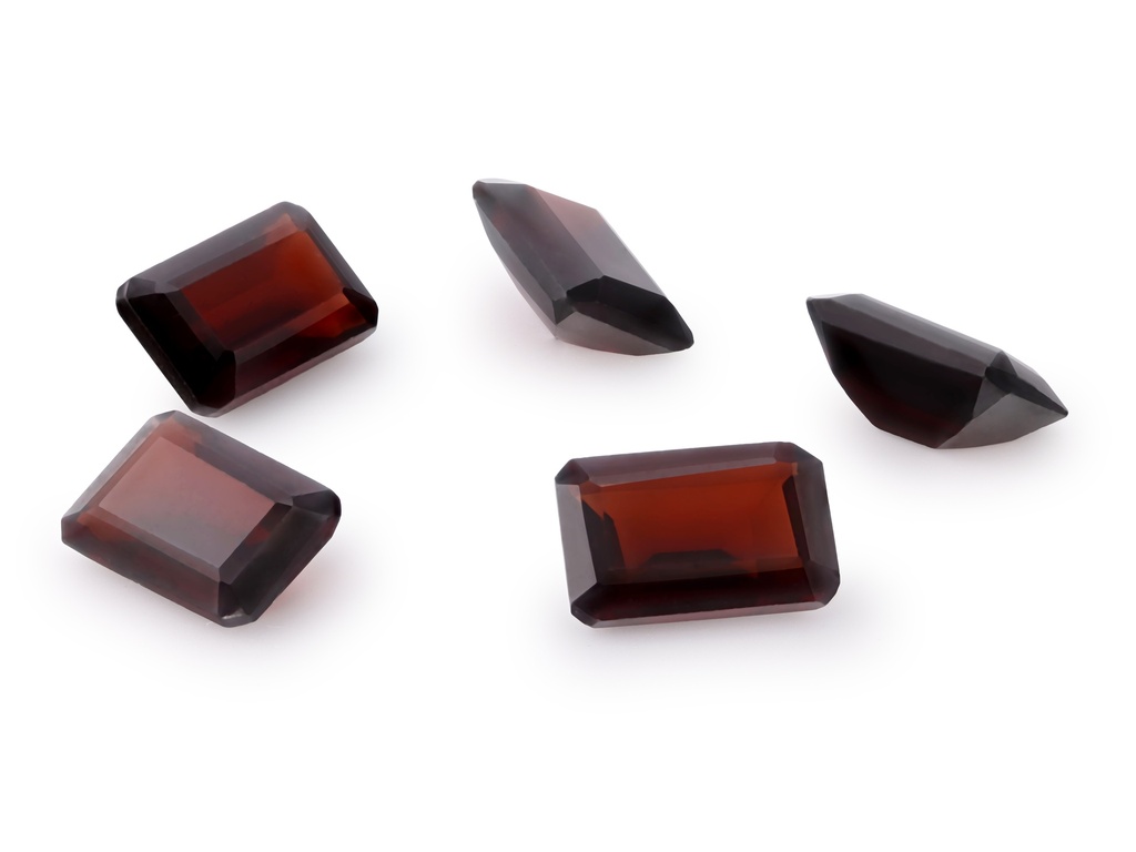 Pyrope Garnet 6x4mm Emerald Cut 