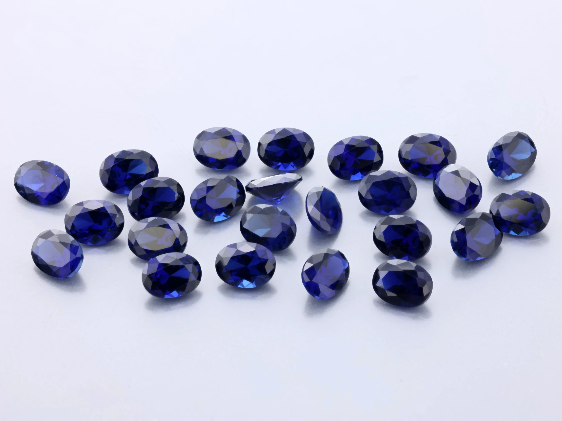 [YDVB0403] Synthetic/Lab Grown Sapphire 4x3mm Oval Blue