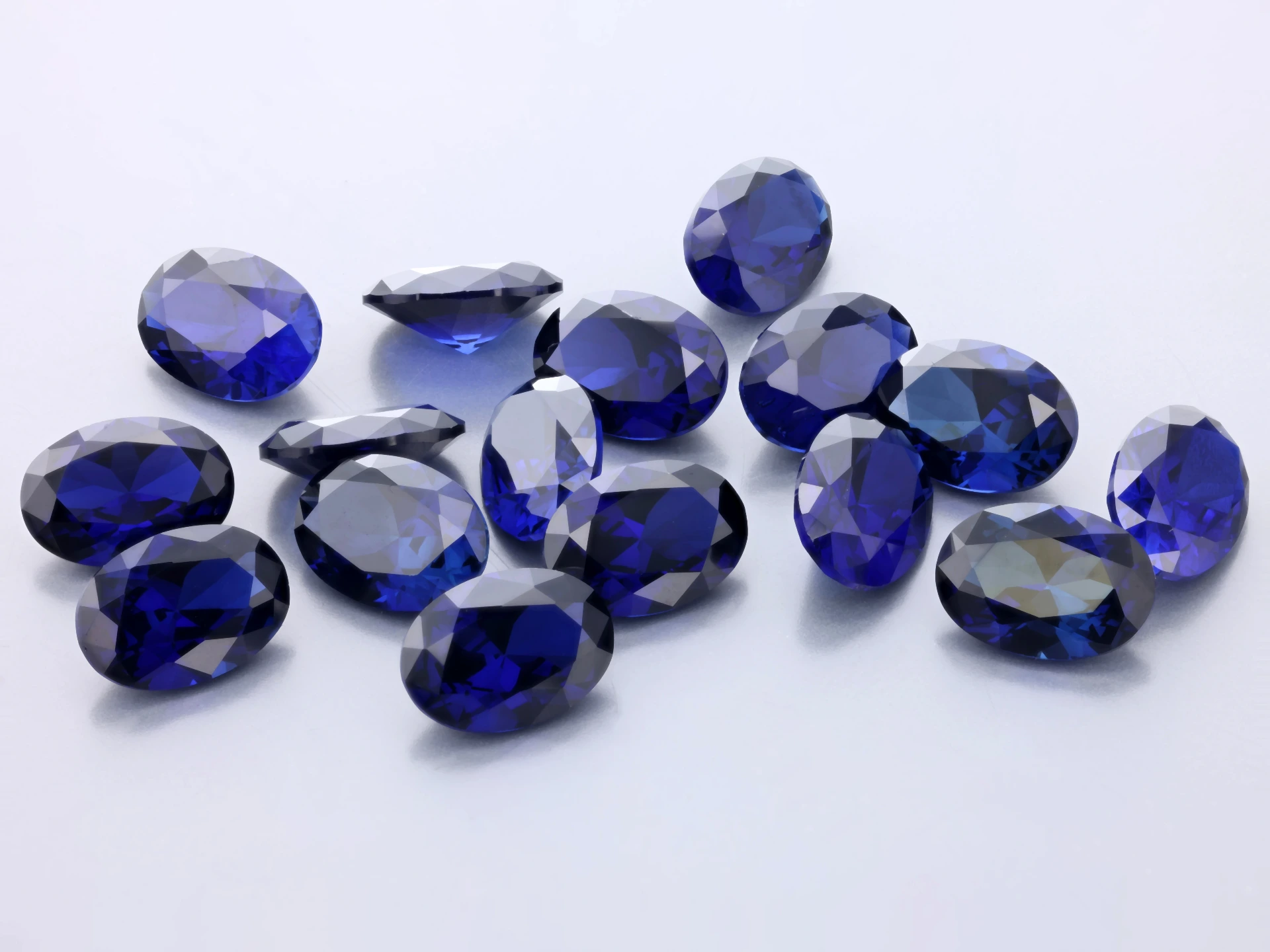 [YDVB0705] Synthetic/Lab Grown Sapphire 7x5mm Oval Blue