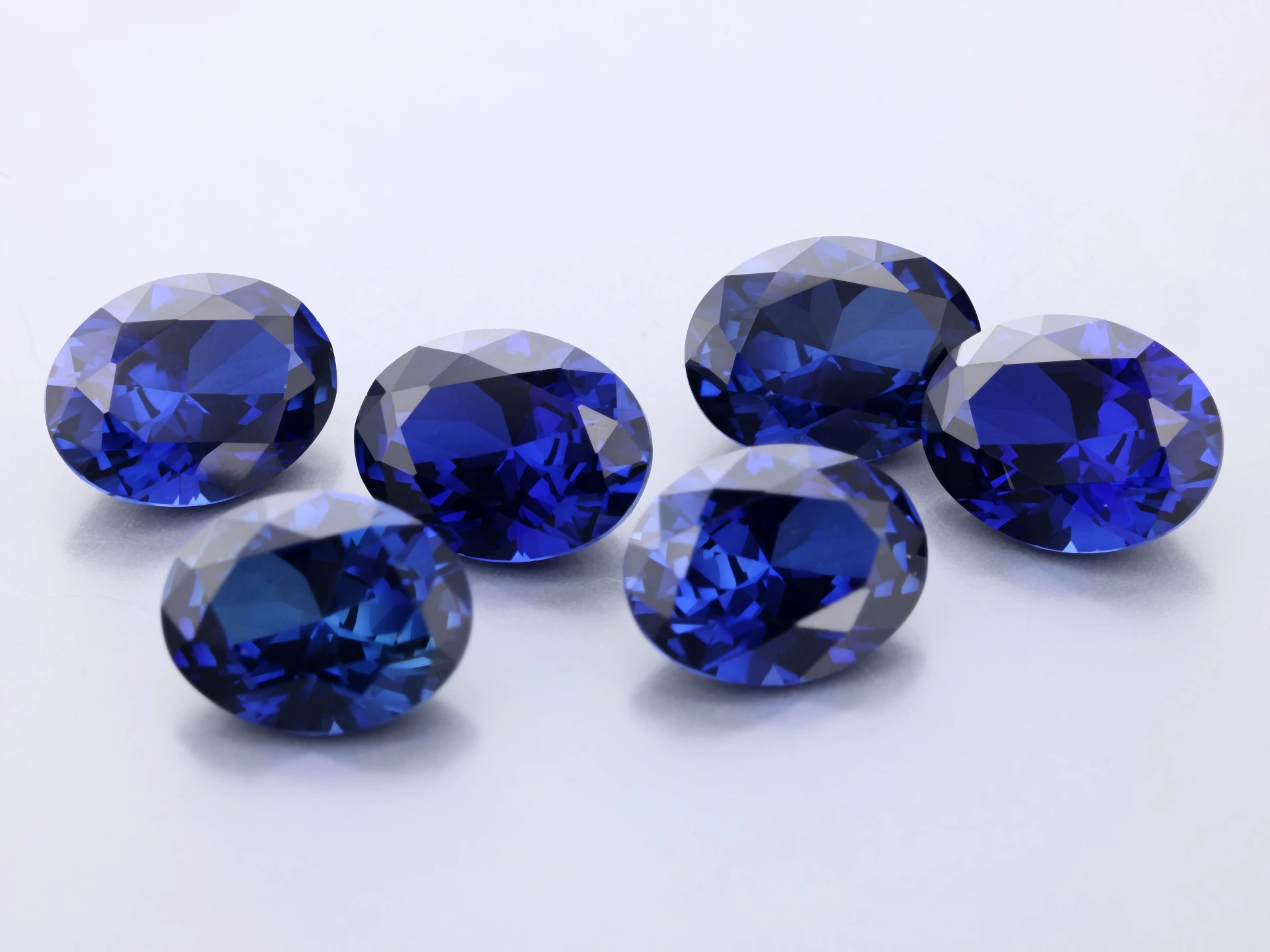 [YDVB0907] Synthetic/Lab Grown Sapphire 9x7mm Oval Blue