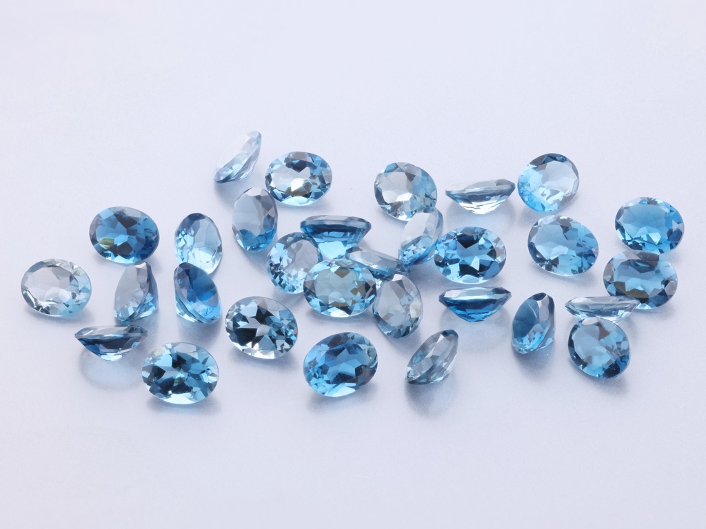 London Blue Topaz 5x4mm Oval 