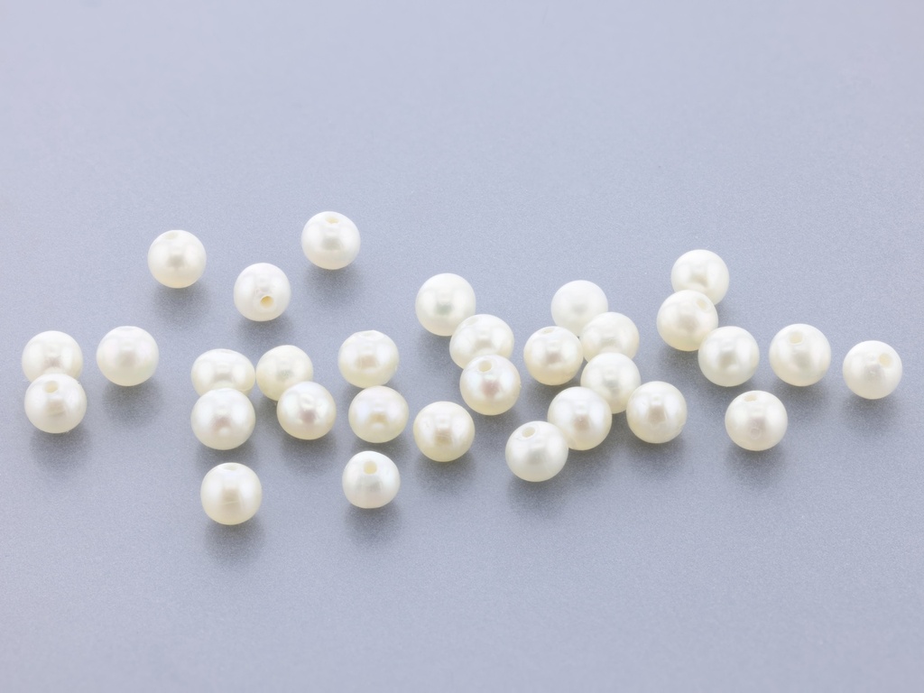 [JFR-02] Freshwater Pearl 2.00-2.25mm Round White