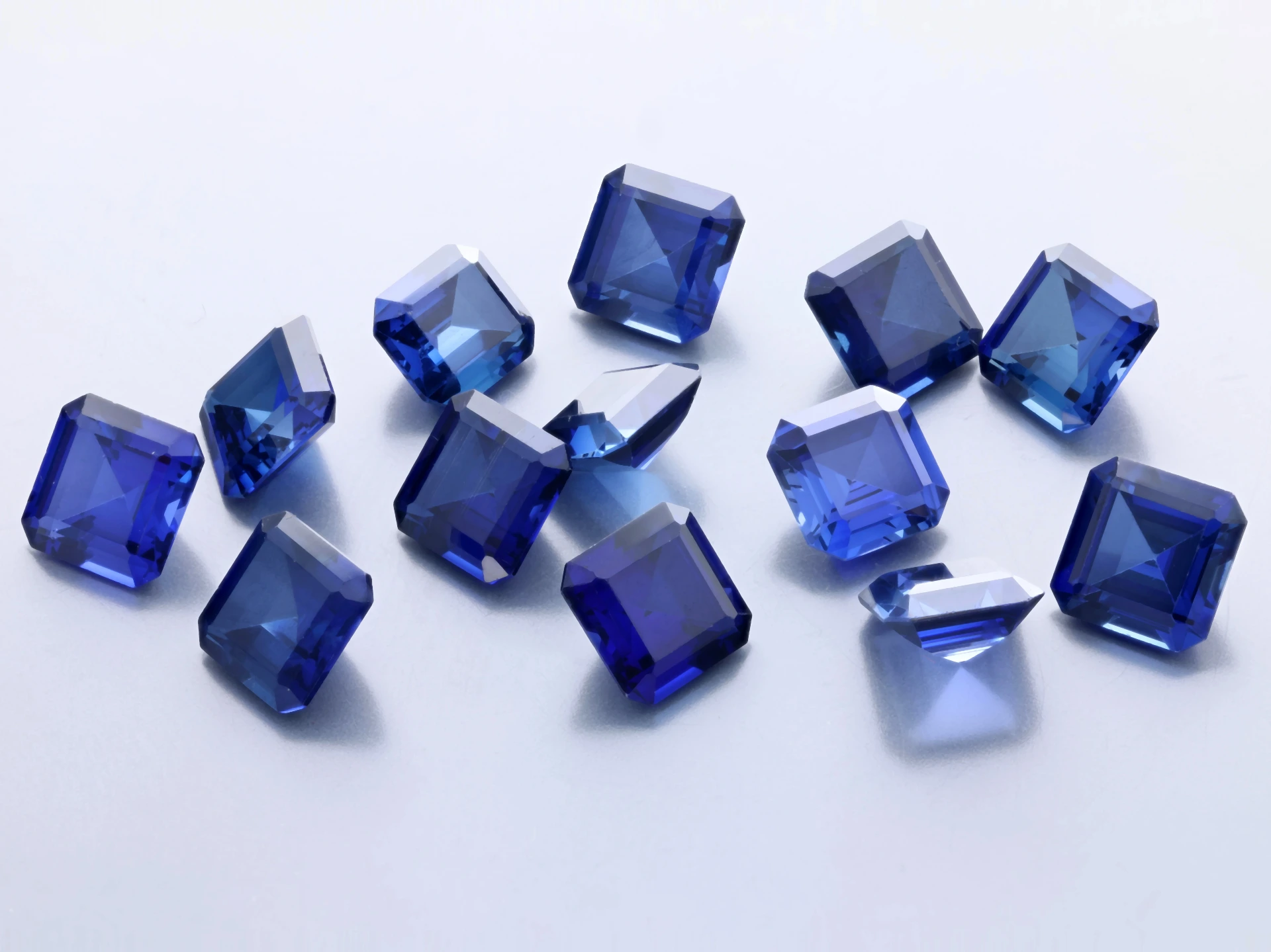 [YDOS0550] Synthetic/Lab Grown Sapphire 5.50mm Square Emerald Cut Blue