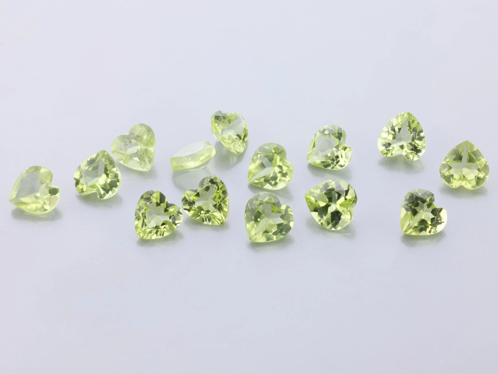 Peridot 4.00mm Heart Shape