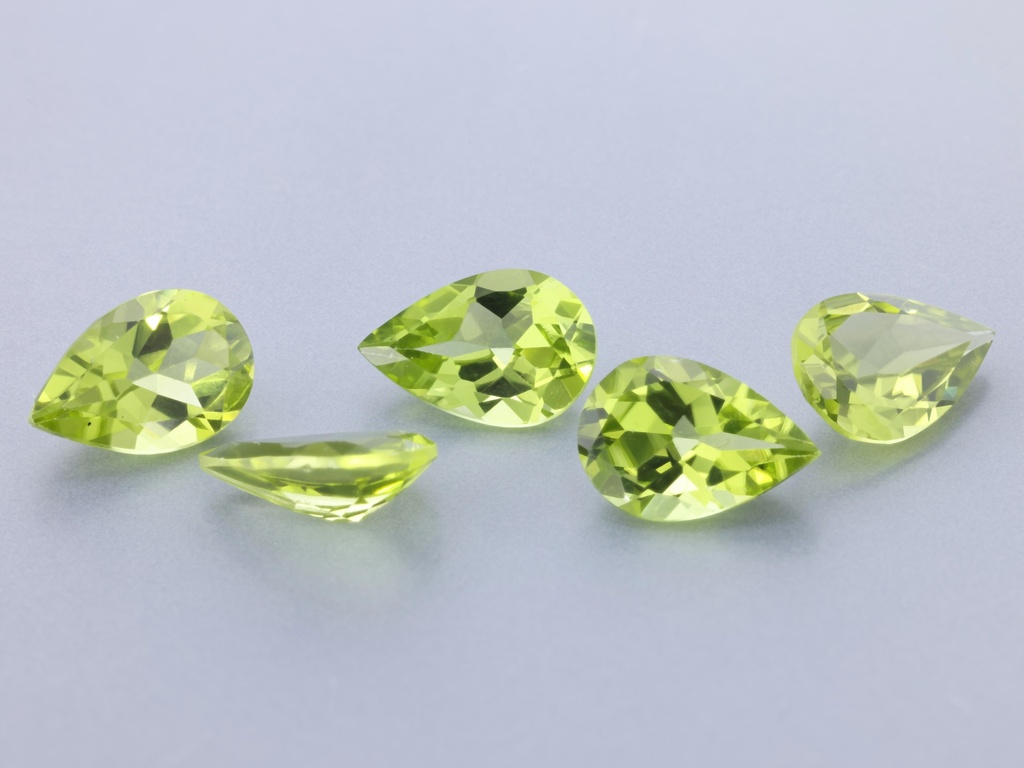 Peridot 9x6mm Pear Shape