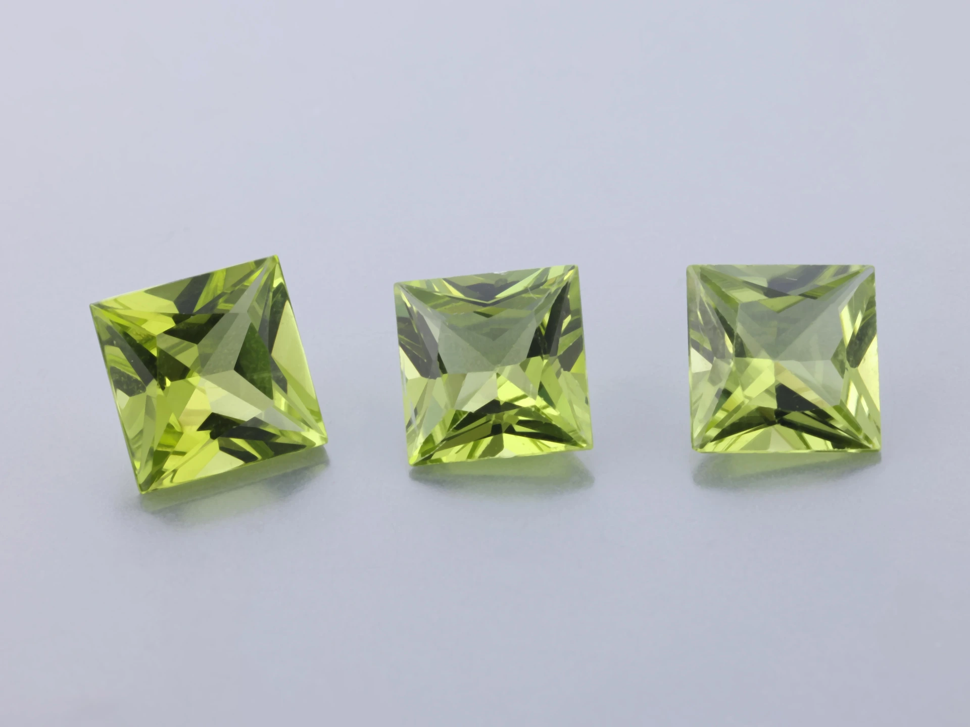 Peridot 6.00mm Princess Cut
