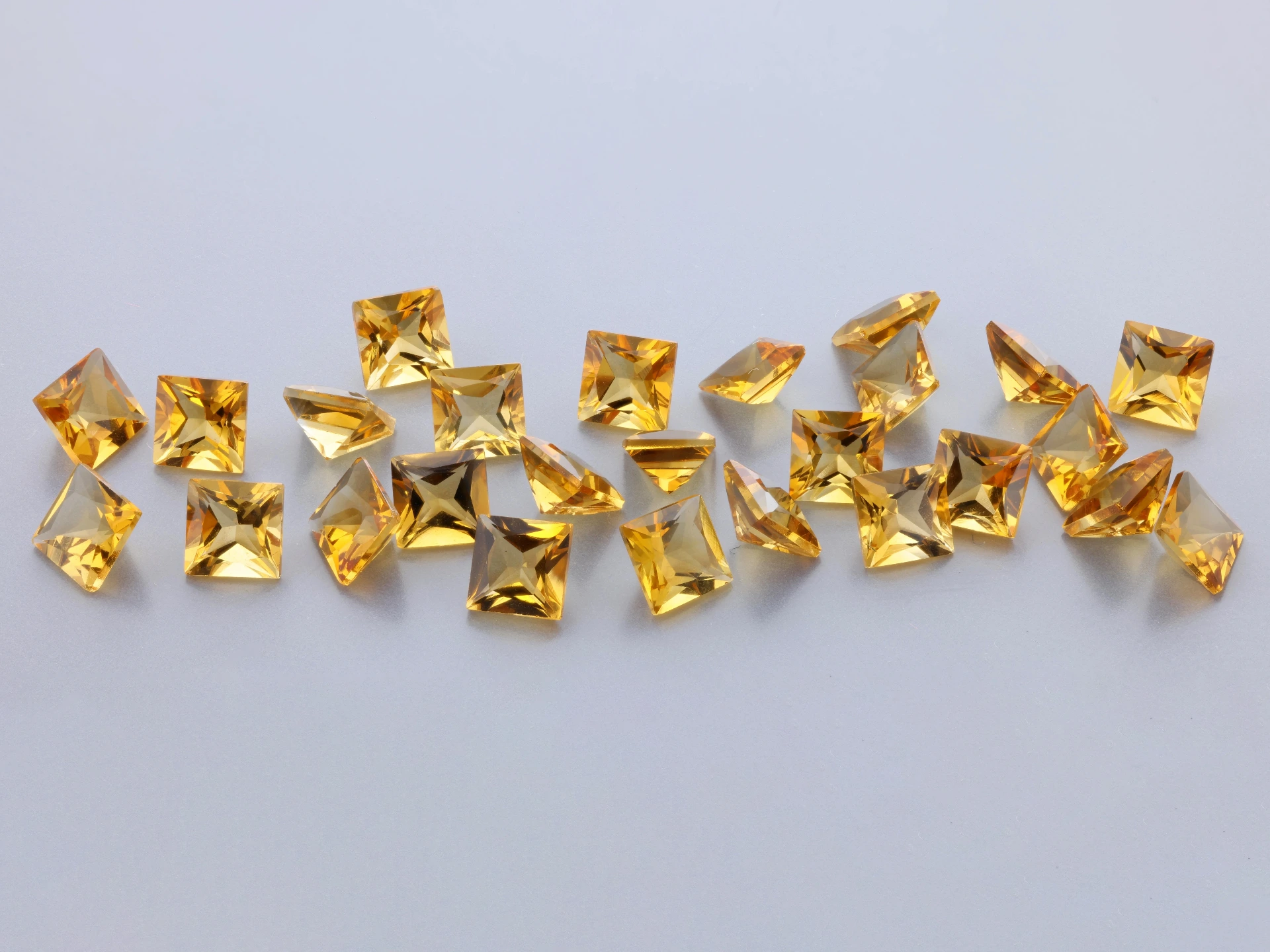 Citrine 4.00mm Princess Cut